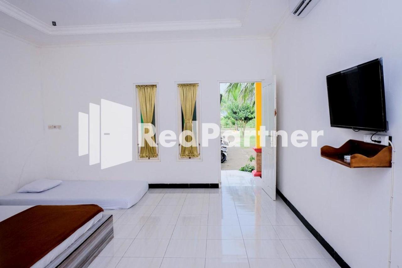 Villa Ikhbar Ciletuh Redpartner Cilowa Exterior photo