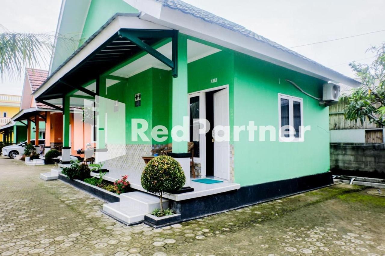 Villa Ikhbar Ciletuh Redpartner Cilowa Exterior photo