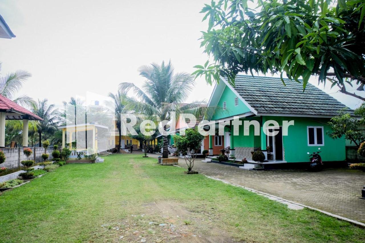 Villa Ikhbar Ciletuh Redpartner Cilowa Exterior photo