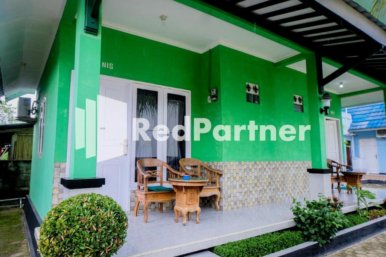 Villa Ikhbar Ciletuh Redpartner Cilowa Exterior photo